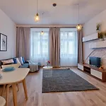 شقة Centre Apartments-old Town