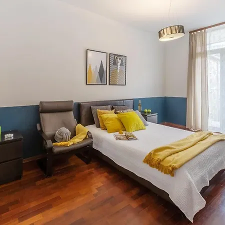 Centre Apartments-old Town Apartmán