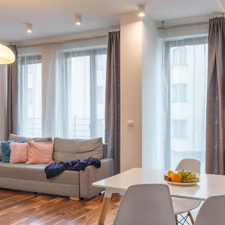 アパート Centre Apartments-old Town